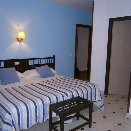 Hostal Residencia Avenida Cuenca  Exteriör bild