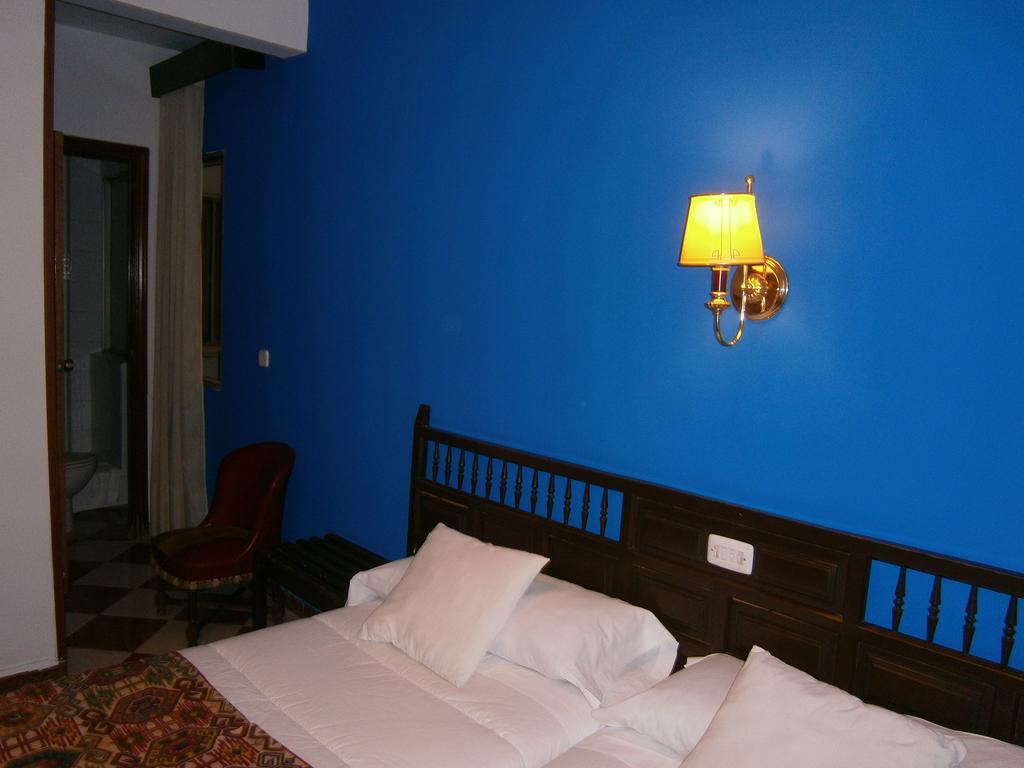 Hostal Residencia Avenida Cuenca  Exteriör bild